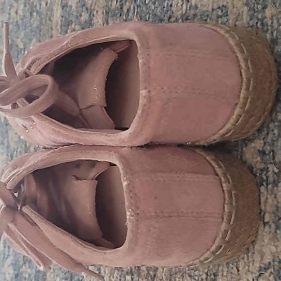 New Tretorn Blush Espadrille Sneakers - Picture 5 of 15